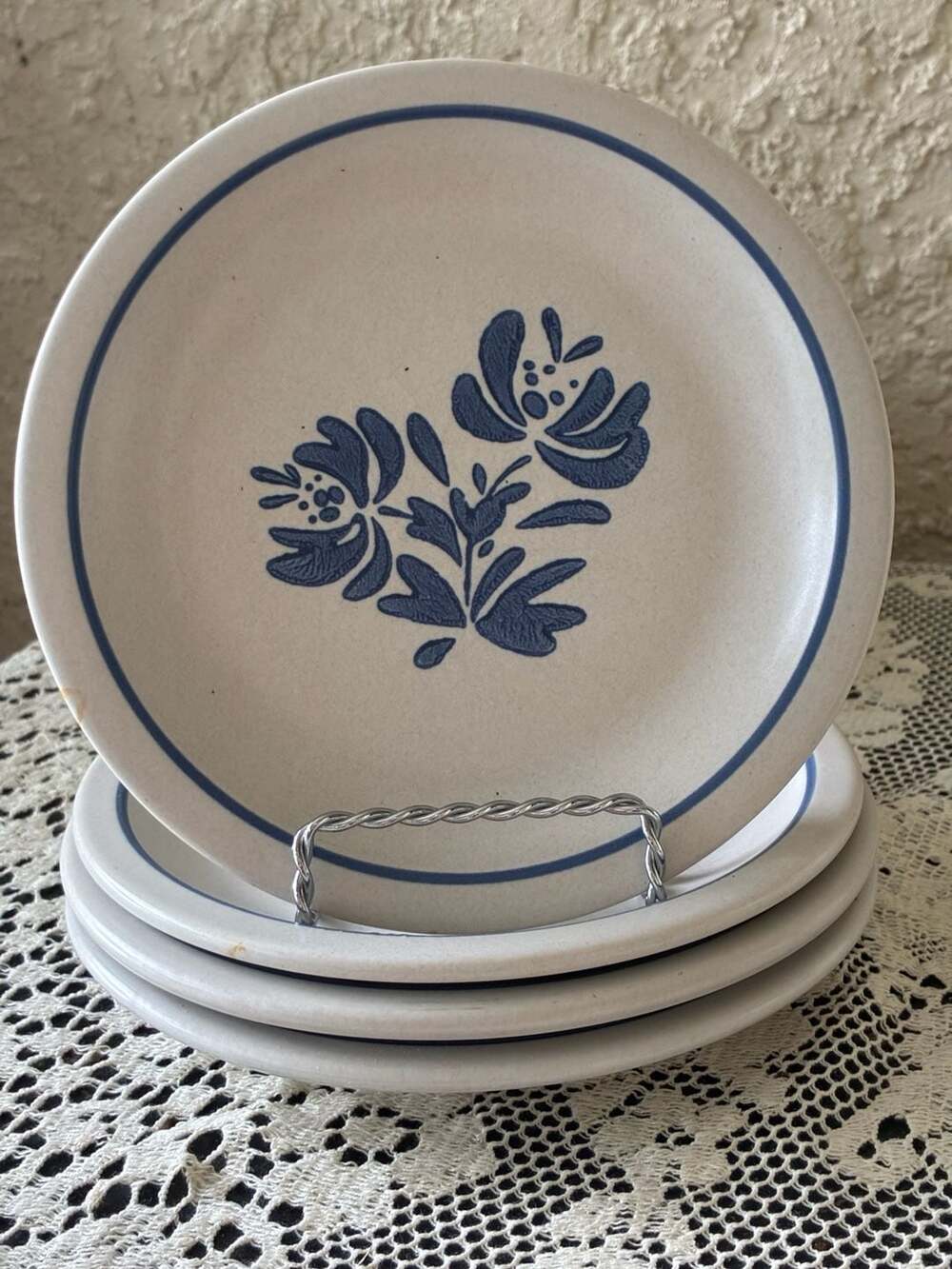 Set of 4 Pfaltzgraff Yorktowne Stoneware Bread Plates